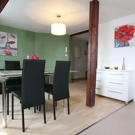 City Center - Pierre 3 - Bookingalsace *